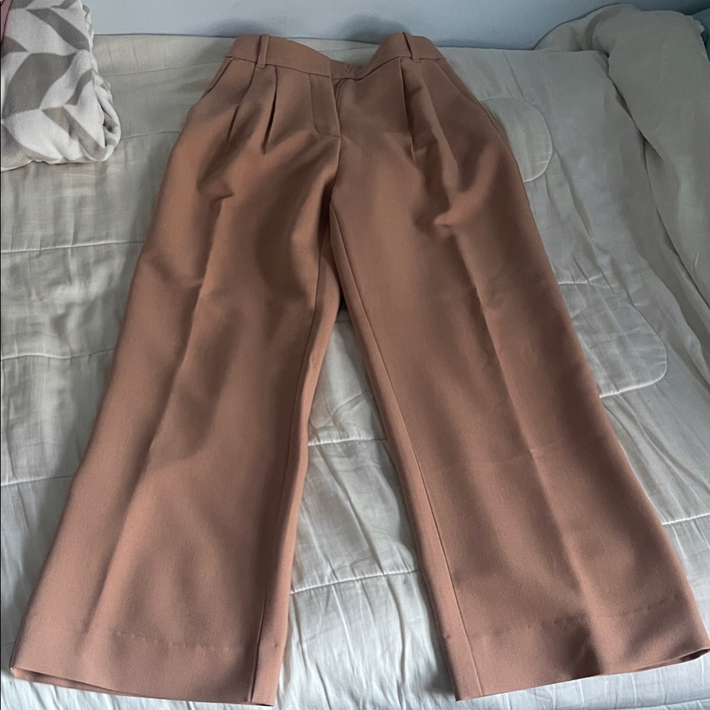 Wide-Leg High-Waist Pants in Dusty Rose